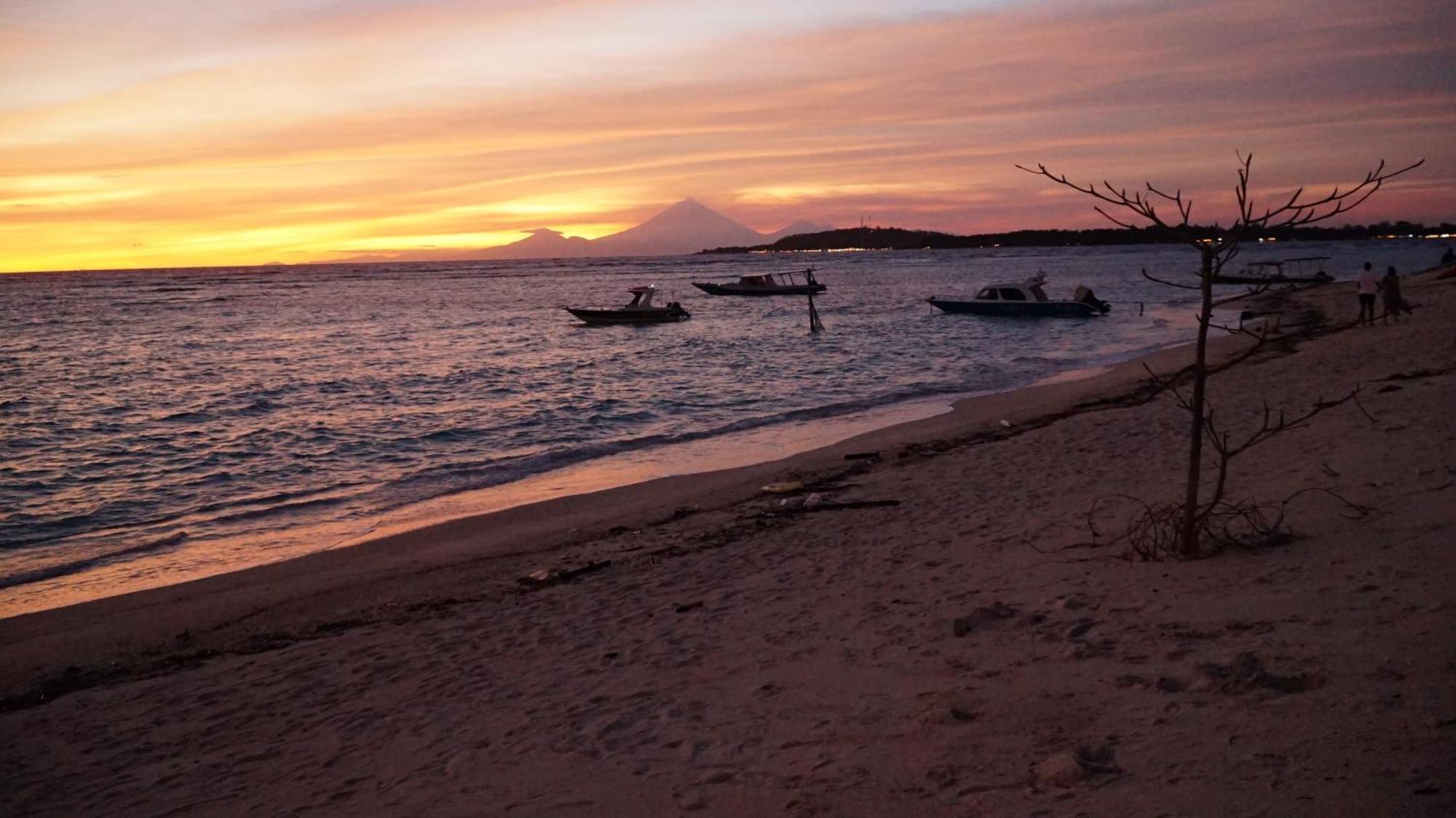 Mola2 Resort Gili Air Luaran gambar