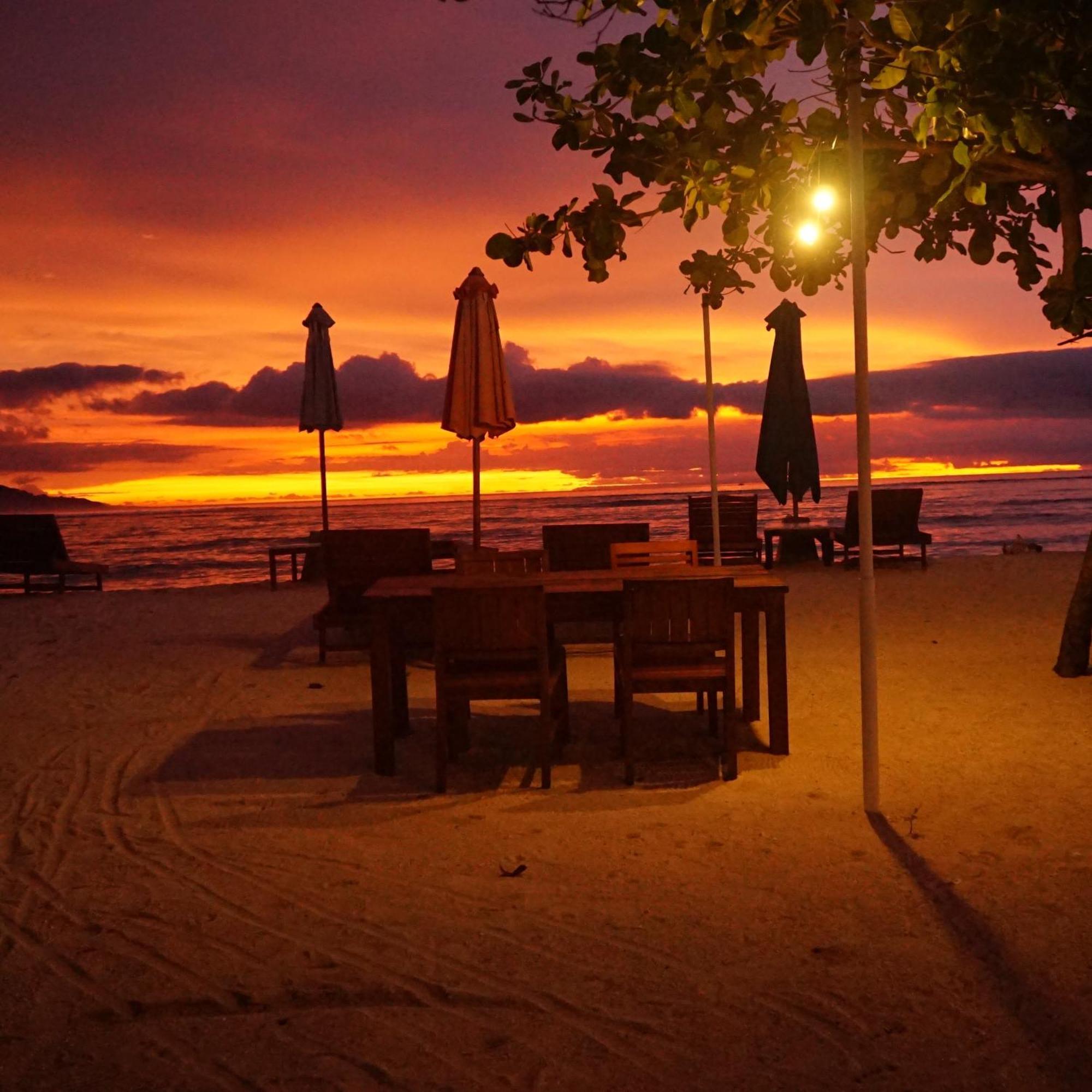 Mola2 Resort Gili Air Luaran gambar